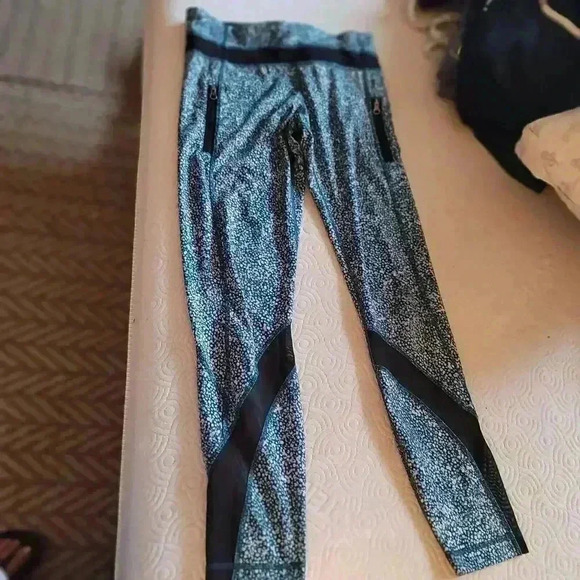 Lululemon Athletica Leggings Bundle Set Of 4 Different Sizes See Details - Picture 2 of 9